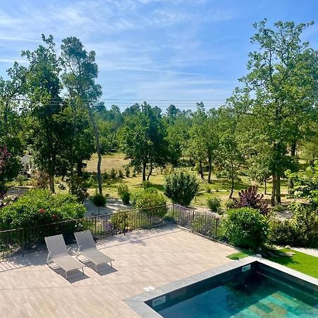 Villa LA GRANDE BASTIDE avec piscine, climatisation et salle de sport Seillans Esterno foto