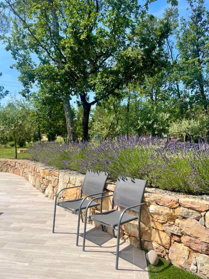 Villa LA GRANDE BASTIDE avec piscine, climatisation et salle de sport Seillans Esterno foto