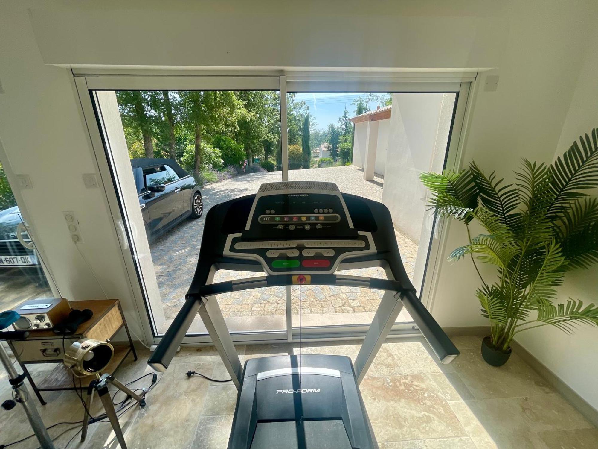 Villa LA GRANDE BASTIDE avec piscine, climatisation et salle de sport Seillans Esterno foto